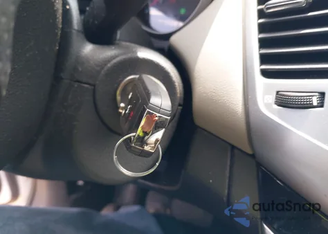 2011 Chevrolet Cruze Ls z USA, uszkodzony, nr VIN 1G1PC5SH2B7283252